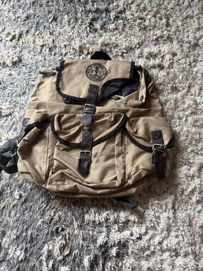 VTG SC Seal Of The Sierra Club Sand Tan Back Pack Utility Pockets 90s